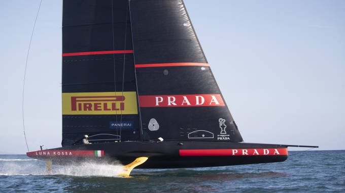 luna rossa prada