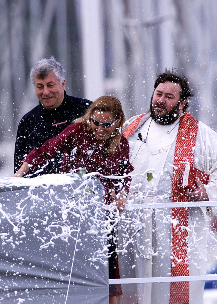 Punta Ala - Italia - 05 Maggio 1999Varo Luna RossaMiuccia Prada e Patrizio BertelliPunta Ala - Italy - 05th May 1999Luna Rossa LaunchMiuccia Prada and Patrizio Bertelli