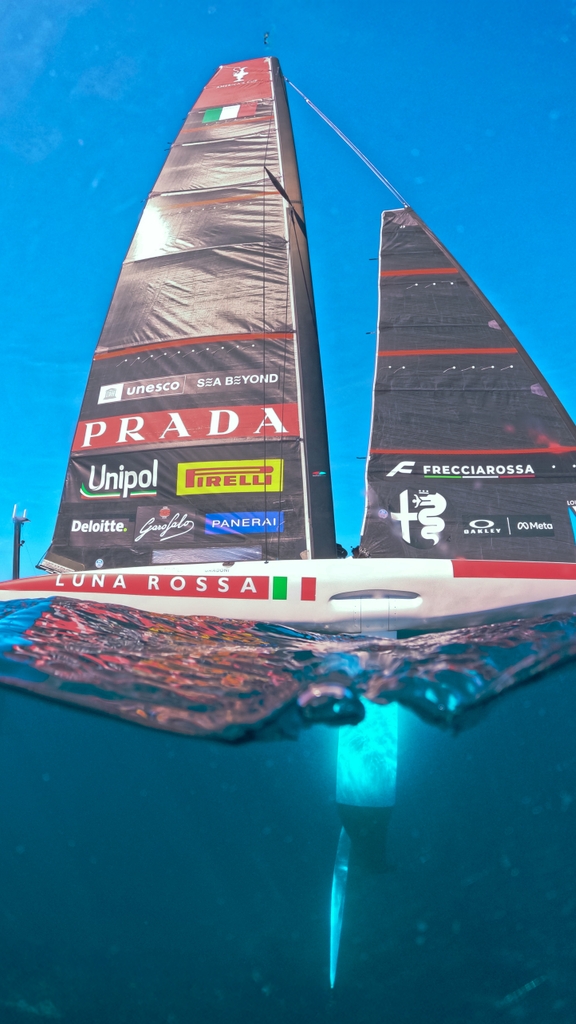 LUNA ROSSA TEAM